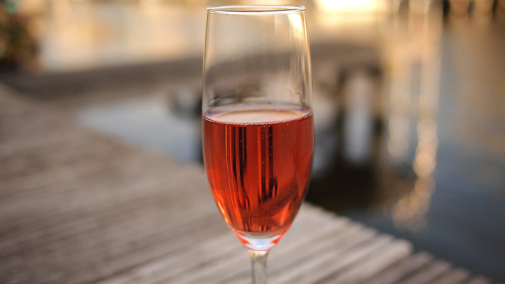 El vino rosado